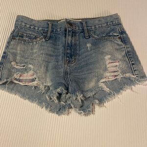 Abercrombie & Fitch Distressed Shorts W25